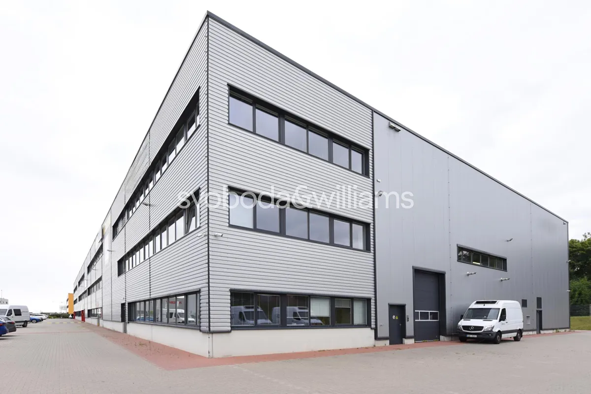 Pronájem výrobní haly, prostoru 1591 m² - View 3