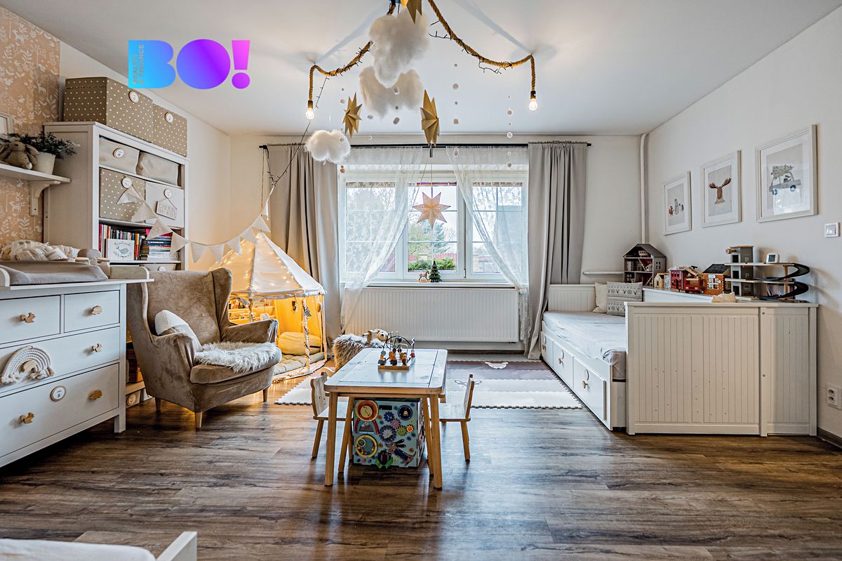 Prodej rodinného domu 223 m², pozemek 1939 m² – fotografie 4