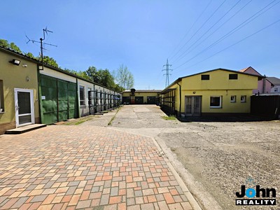 Pronájem výrobní haly, prostoru 1 965 m²
