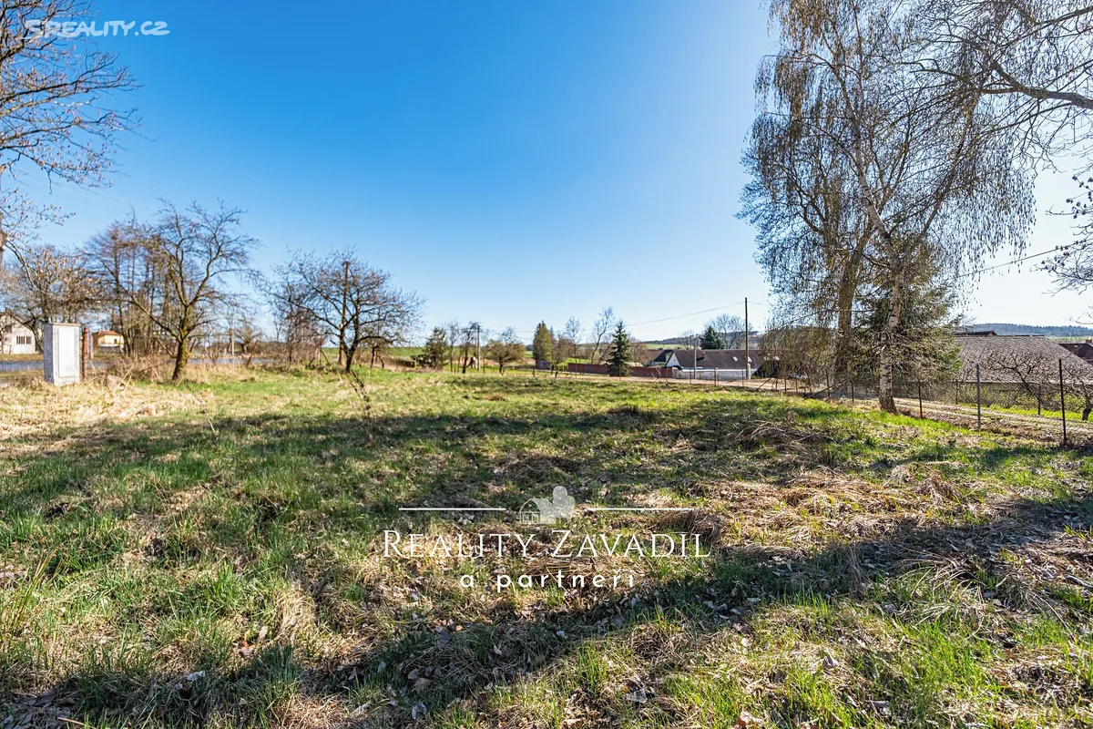 Prodej stavebního pozemku 1230 m²