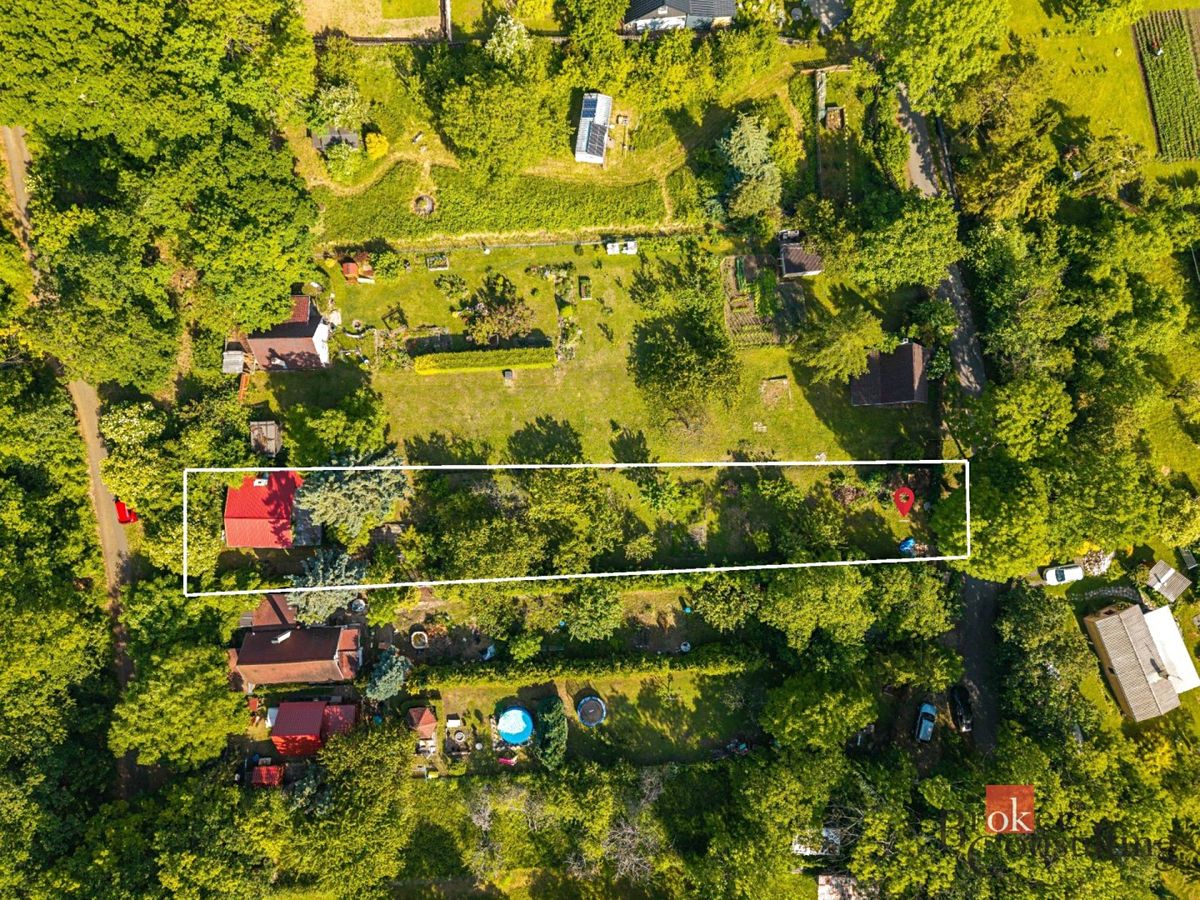 Prodej stavebního pozemku 930 m², Kamýk – fotka 1 z 3