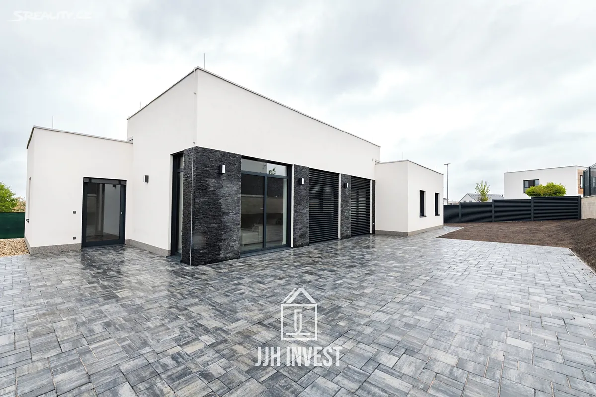 Pronájem rodinného domu 173 m², pozemek 947 m², Vysoký Újezd