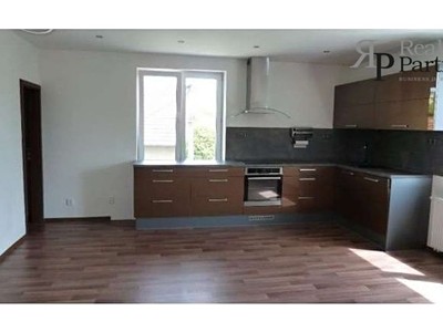 Pronájem  rodinného domu 120 m², pozemek 700 m²