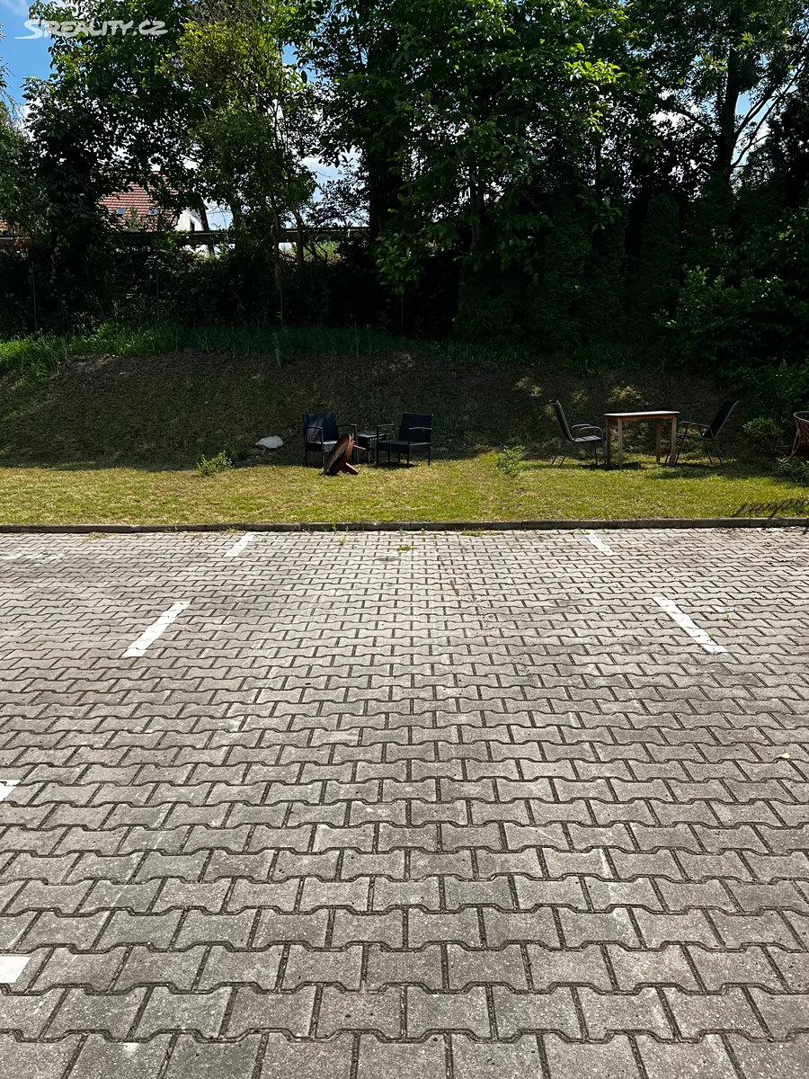 Pronájem bytu 1+kk 27 m² – další