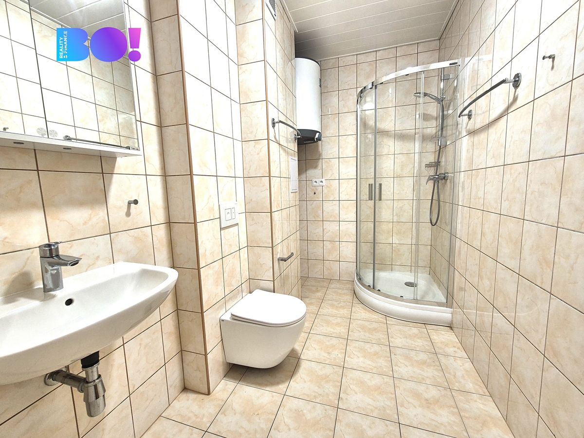 Pronájem bytu 1+kk 27 m² – fotografie 2