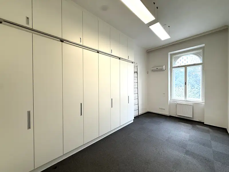 Pronájem kanceláře 137 m², Brno – náhled fotky 1