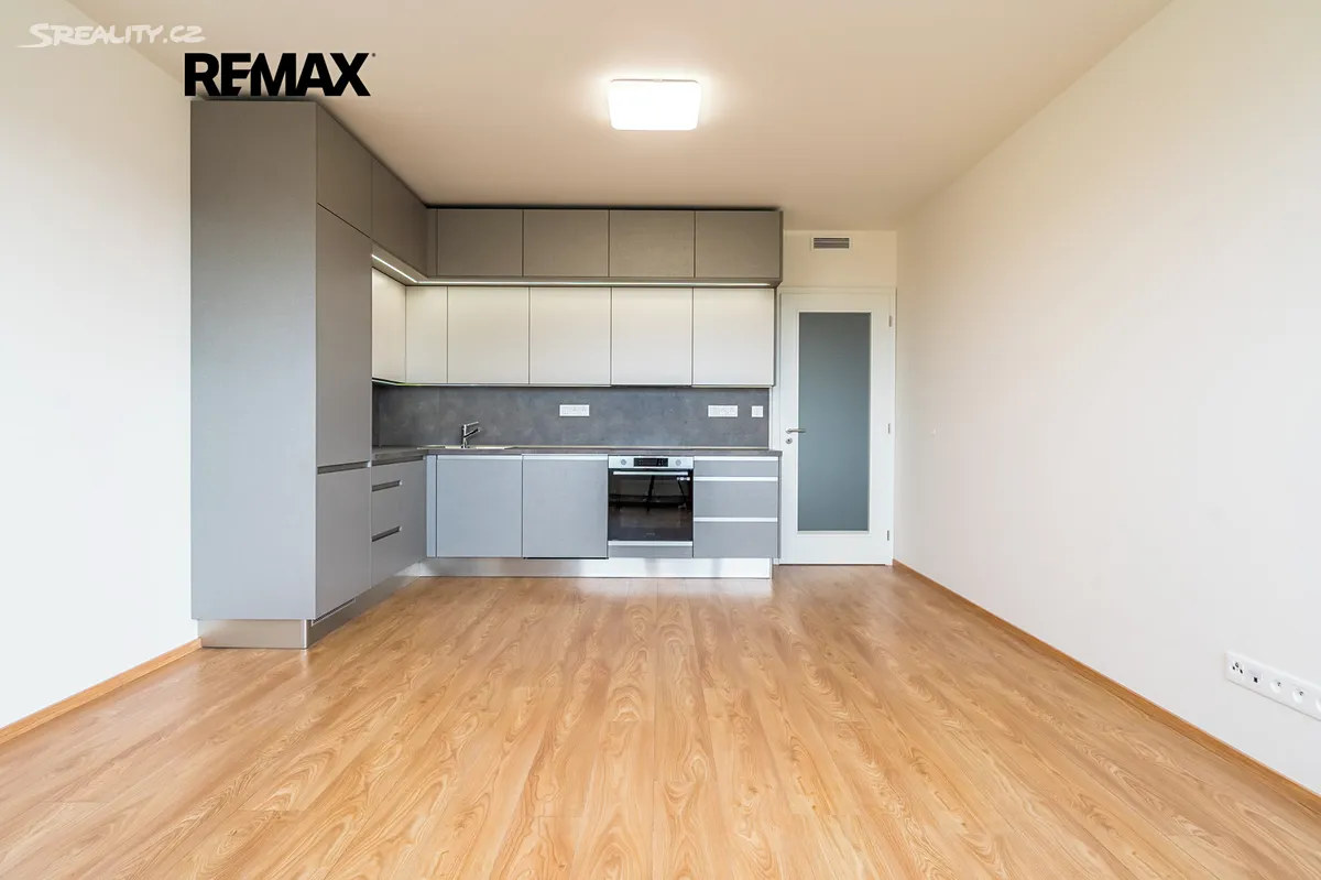 Pronájem bytu 2+kk 58 m², Praha