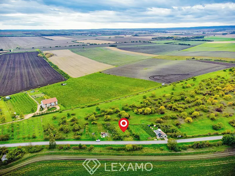 Prodej vinného sklepa 341 m², Strachotice – náhled fotky 2