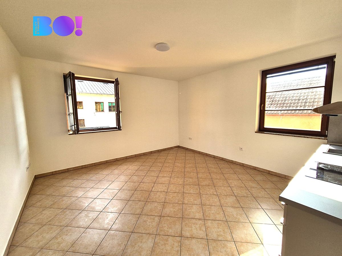 Pronájem bytu 1+kk 27 m²