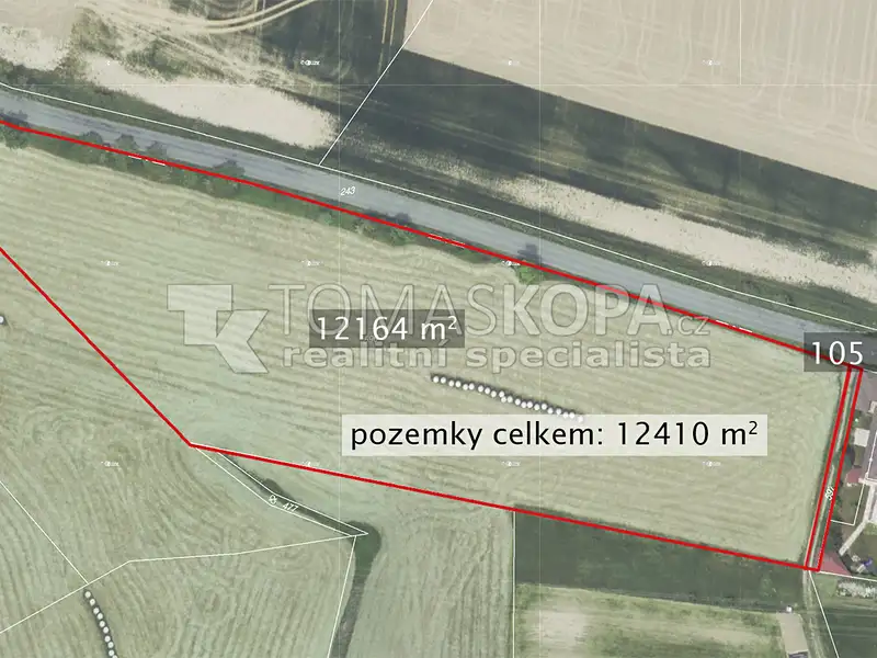 Prodej pole 12410 m², Roblín – náhled fotky 1