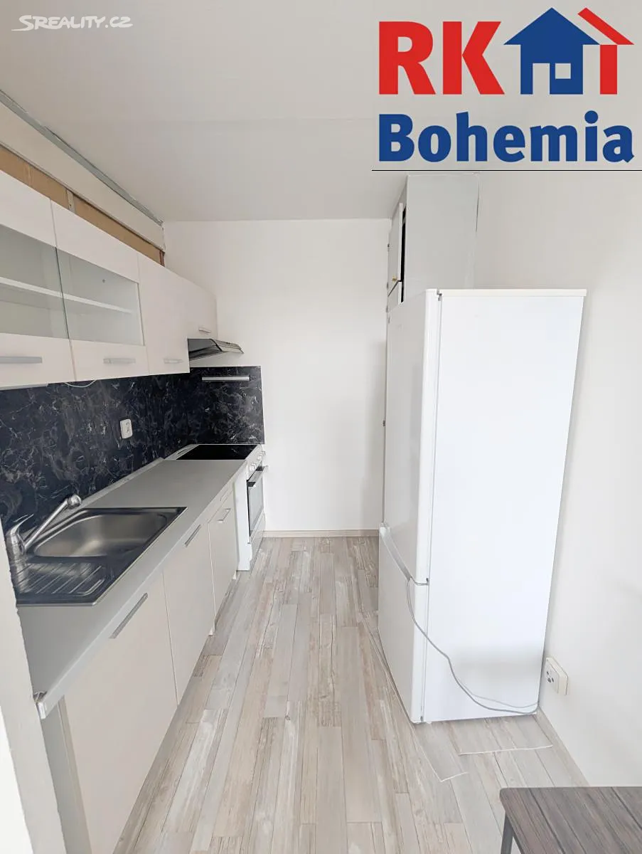 Pronájem bytu 2+kk 47 m² – pohled 3