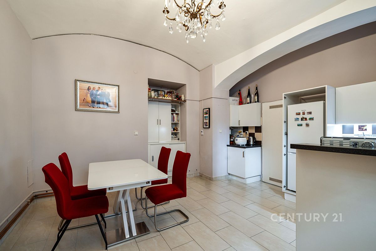 Prodej obchodního prostoru 83 m² – fotografie 3