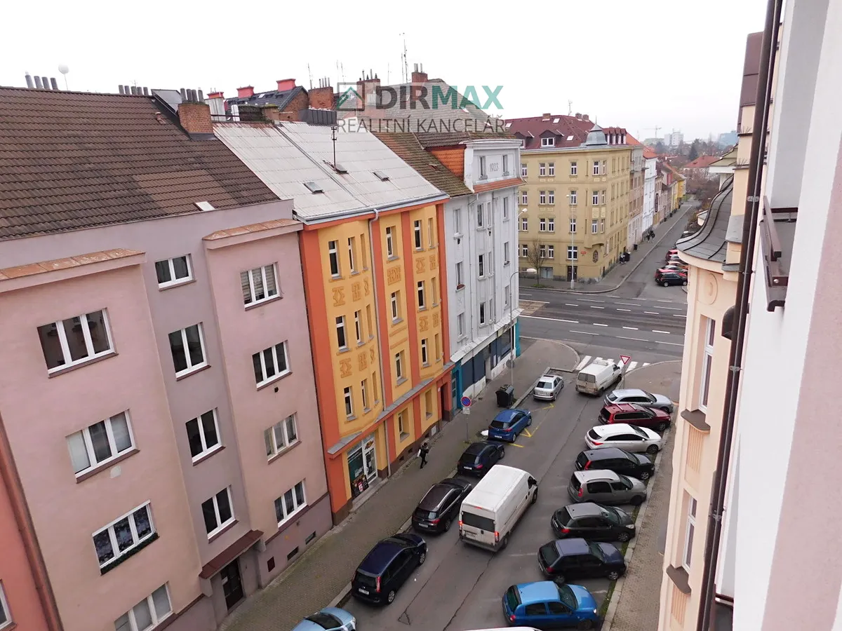 Pronájem bytu 1+1 39 m² - Więcej