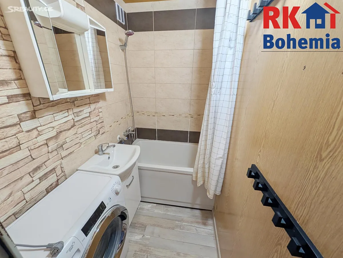 Pronájem bytu 2+kk 47 m² – pohled 6