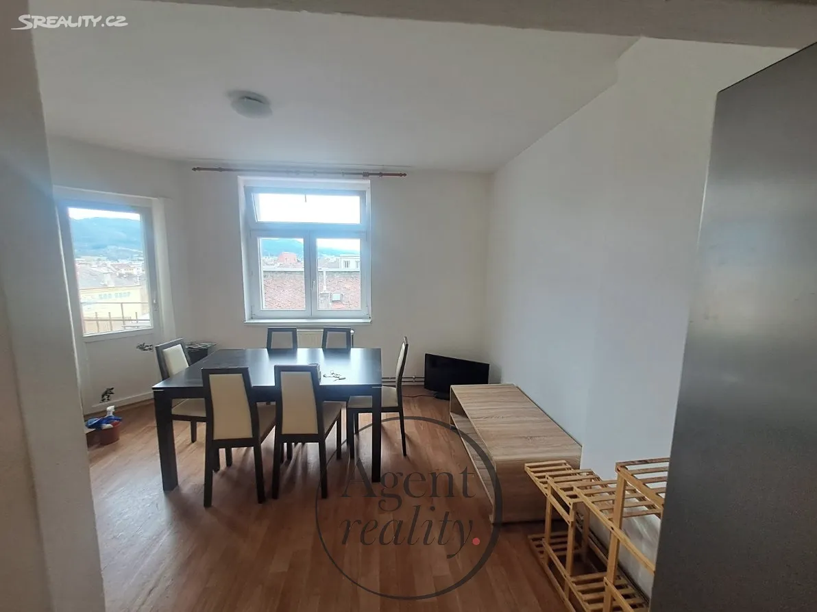 Pronájem bytu 2+1 59 m² – pohled 6