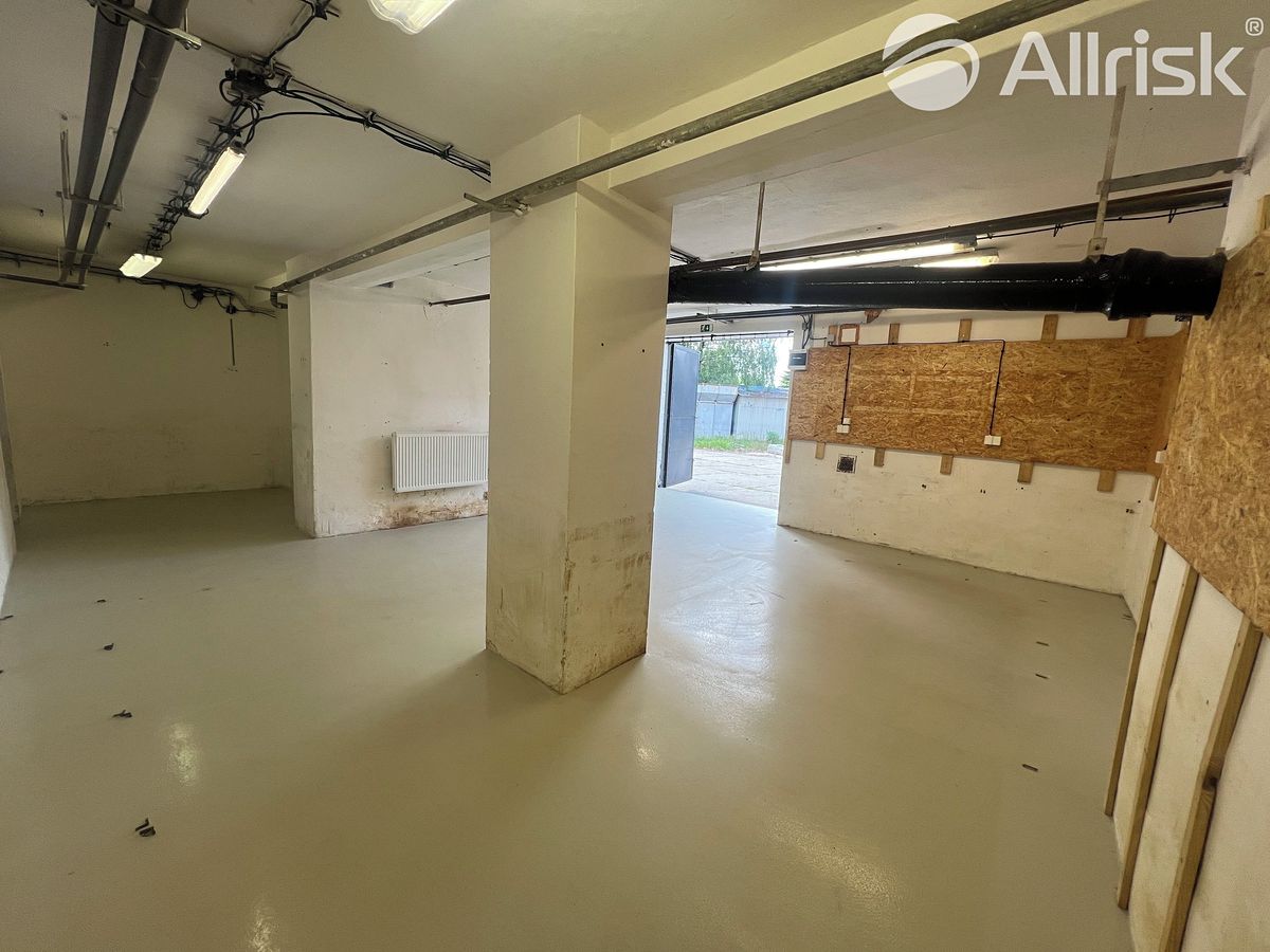 Pronájem skladového prostoru 56 m² – fotografie 3