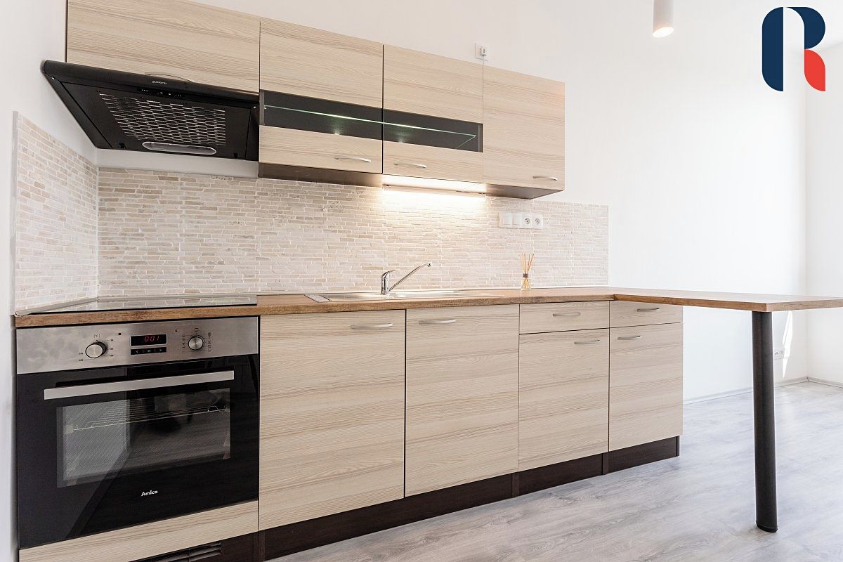 Pronájem bytu 2+kk 36 m²