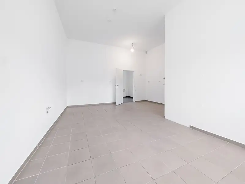 Pronájem obchodního prostoru 73 m², Říčany – náhled fotky 3