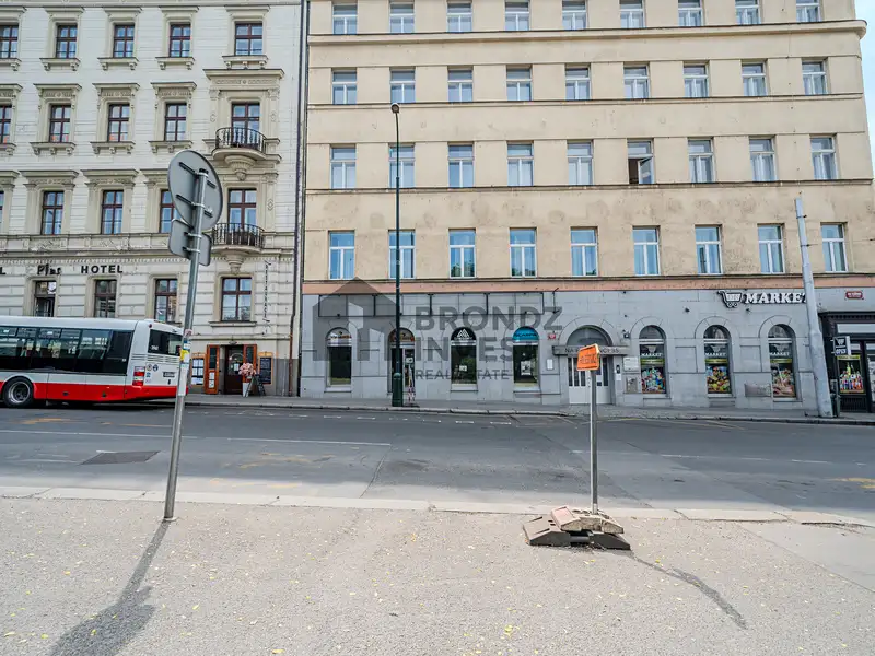 Pronájem obchodního prostoru 101 m², Praha – náhled fotky 2
