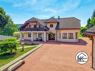 Prodej  rodinného domu 300 m², pozemek 3 840 m²