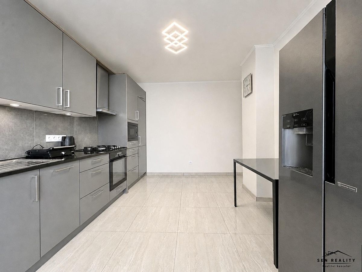 Prodej rodinného domu 153 m², pozemek 548 m² – fotografie 4