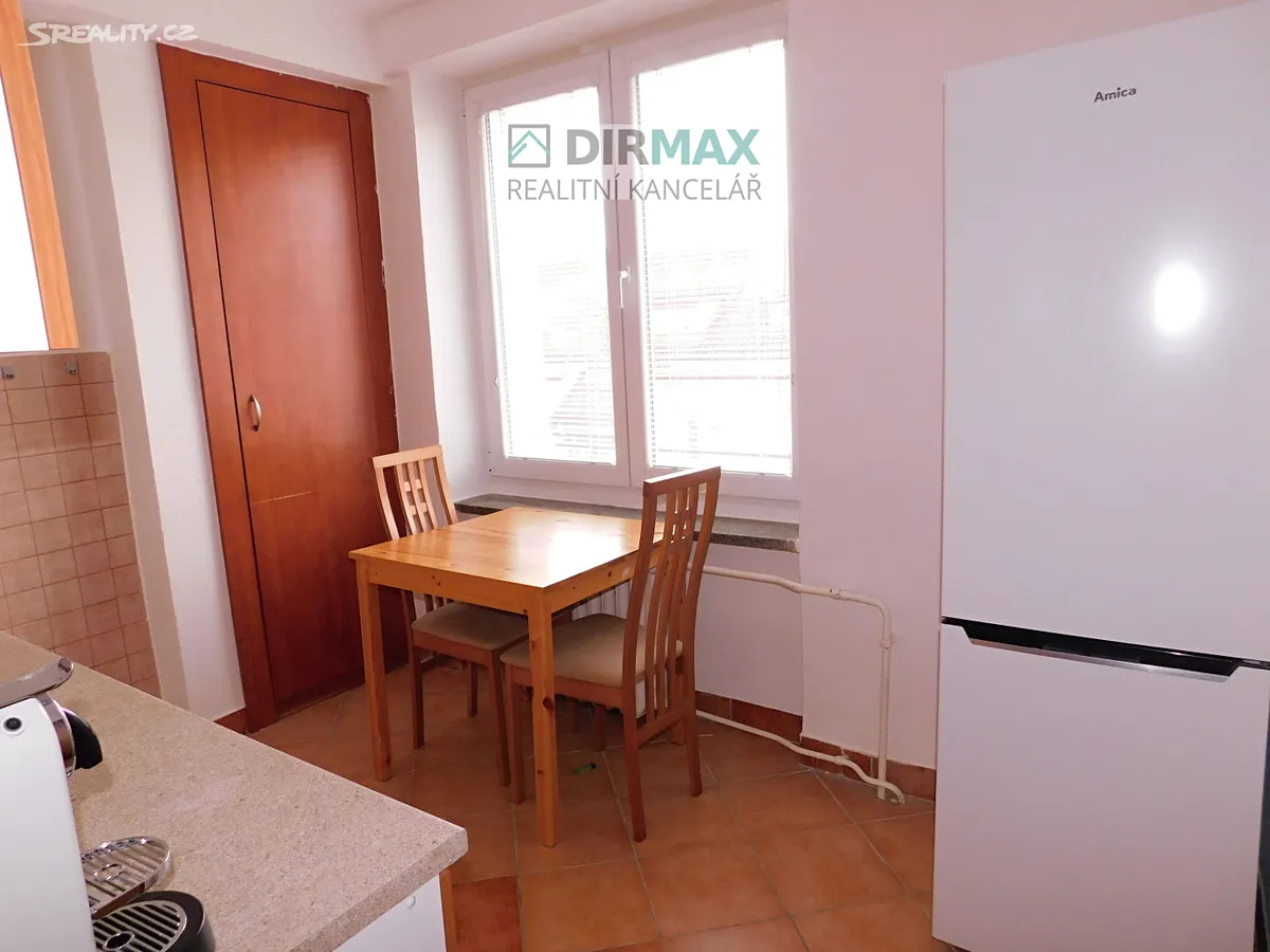 Pronájem bytu 1+1 39 m² - Widok 2