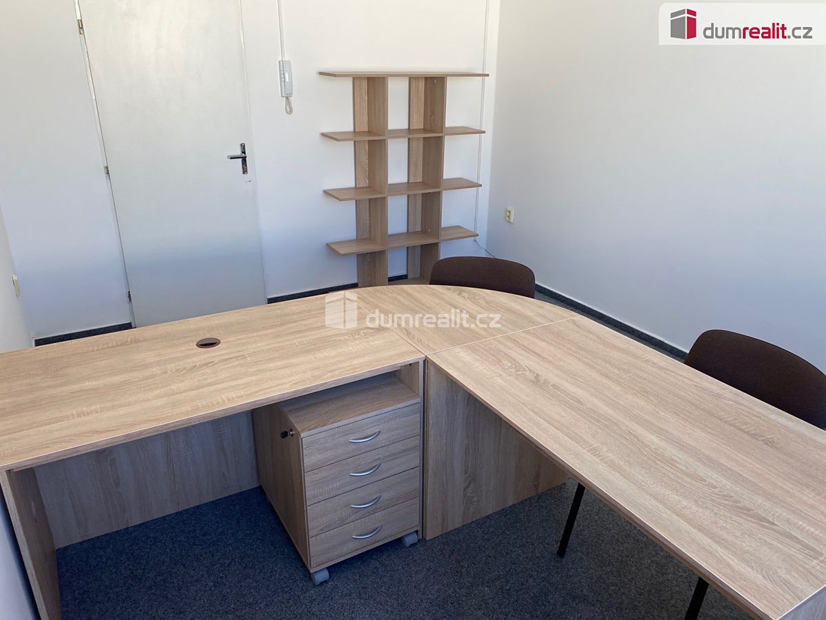 Pronájem obchodního prostoru 15 m² – fotografie 3