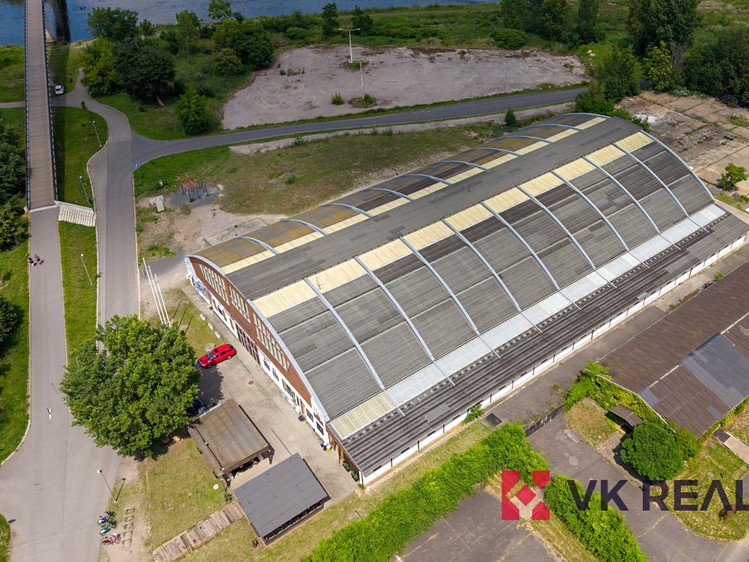 Gewerbefläche zum Kauf, 3.100 m² (2 von 23)