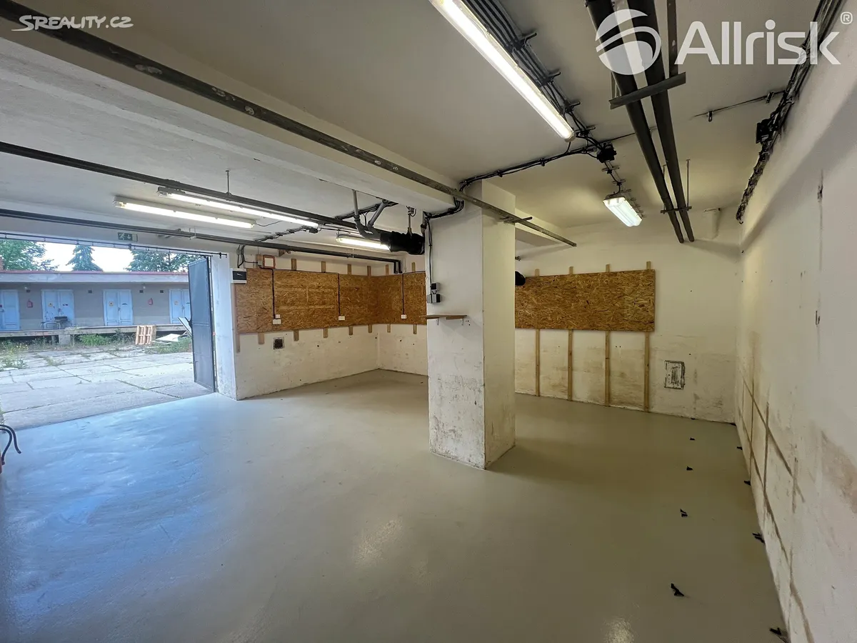 Pronájem skladového prostoru 56 m², Opava