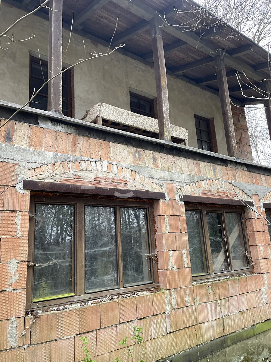 Prodej chaty 220 m², pozemek 24720 m² – fotografie 4