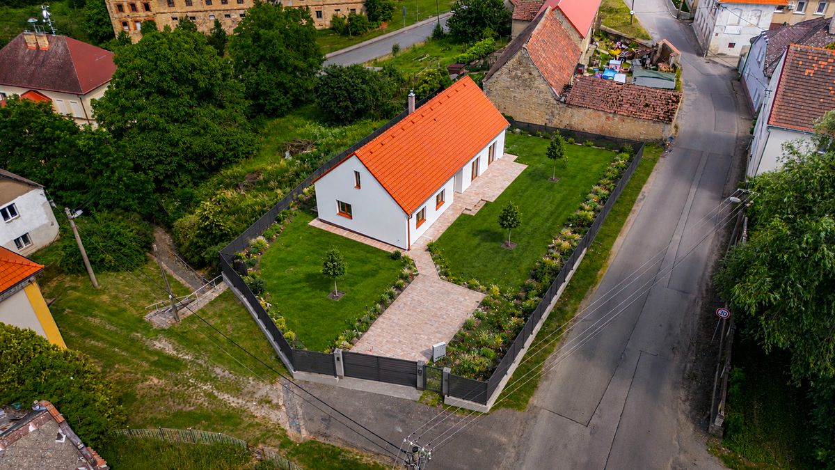 Prodej rodinného domu 120 m², pozemek 832 m²