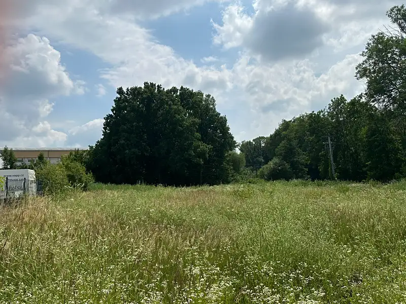 Pronájem komerčního pozemku 1417 m², Popovičky – náhled fotky 3