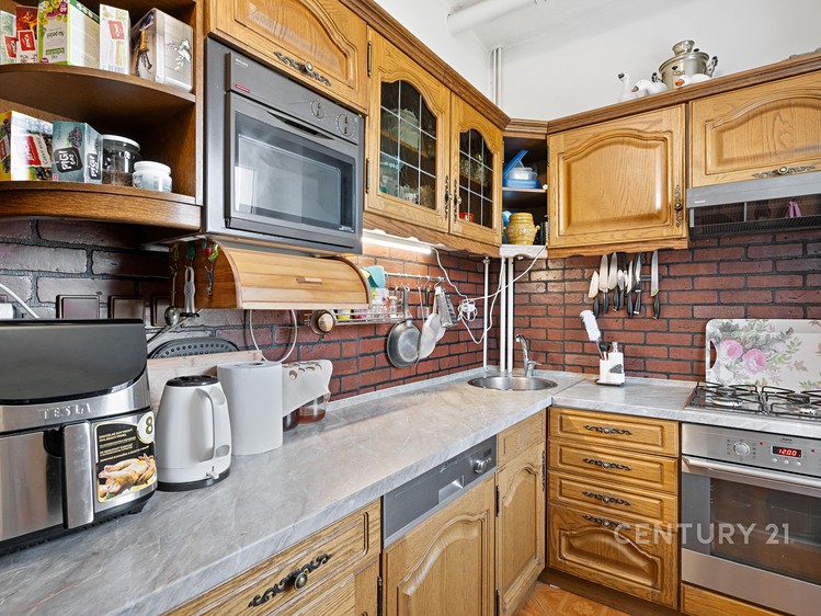Комерційне приміщення на продаж, 900 м² (28 з 49)