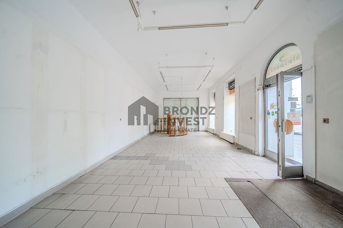 Pronájem obchodního prostoru 101 m² – fotografie 3
