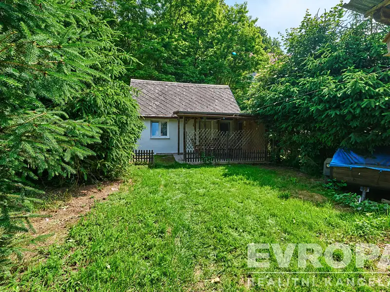 Prodej chaty 24 m², pozemek 915 m², Dubá – náhled fotky 2