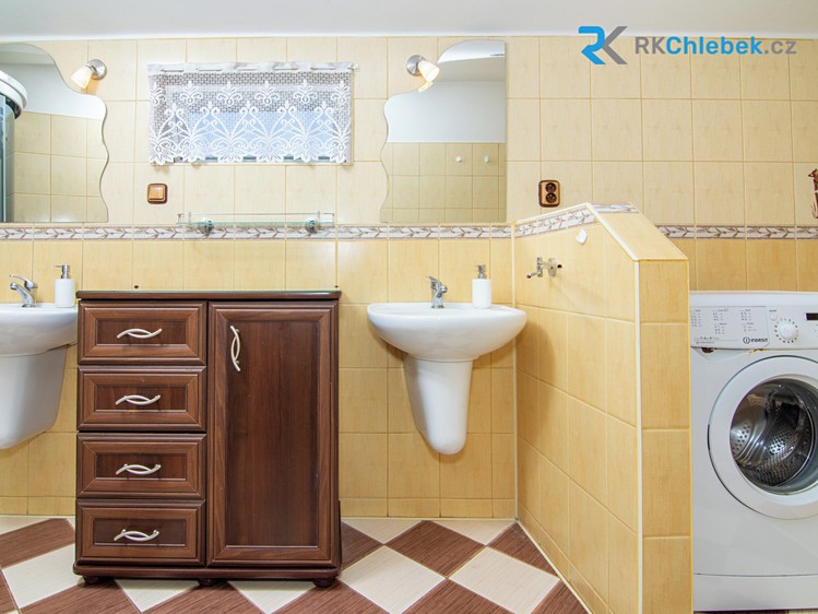 Prodej domu, 283 m² (23 z 34)