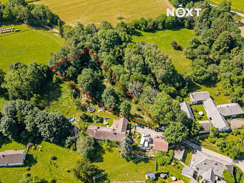Prodej stavebního pozemku 1277 m², Černovice – náhled fotky 1