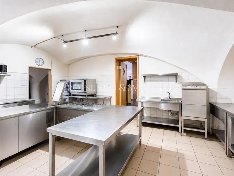 Prodej ubytovacího zařízení 866 m², Dobšice – náhled fotky 3
