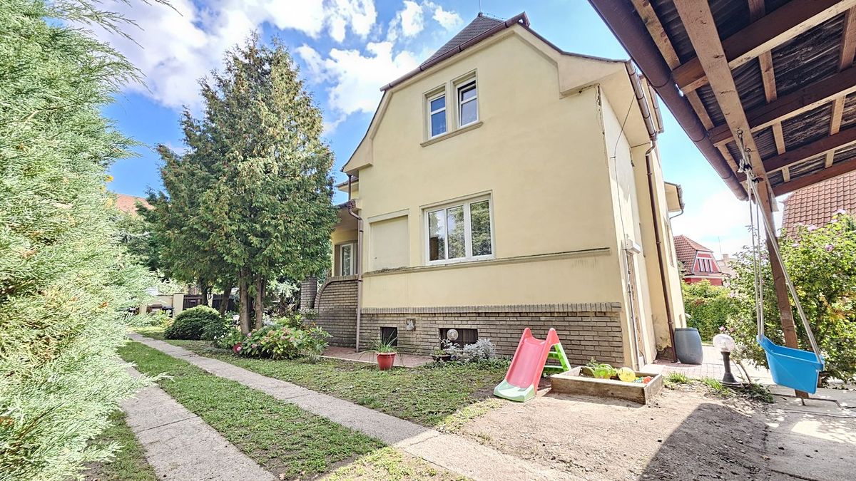 Prodej rodinného domu 160 m², pozemek 833 m² – fotografie 4