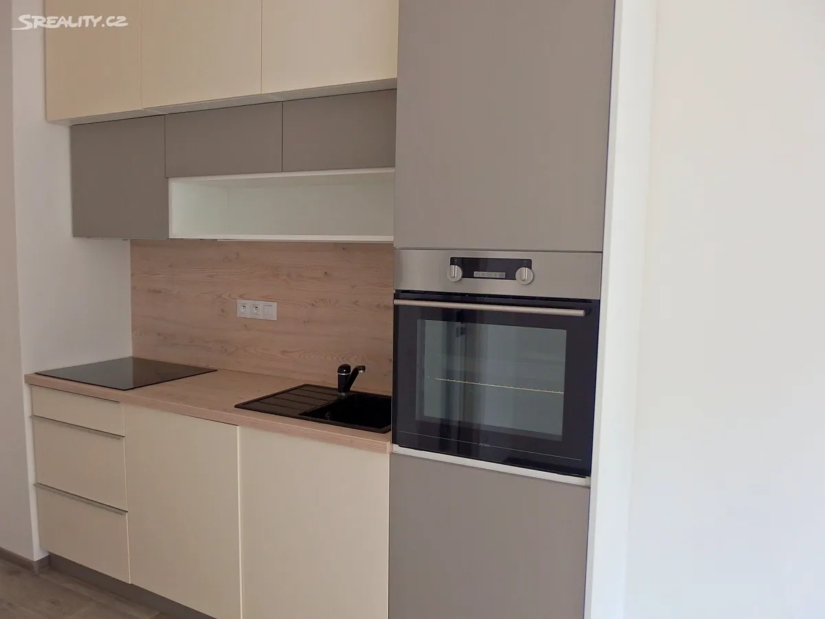 Pronájem bytu 2+kk 37 m², Zlín