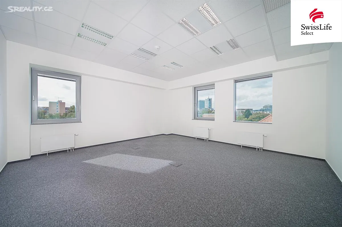 Pronájem kanceláře 154 m², Praha