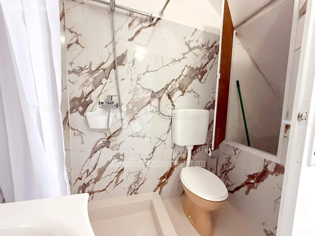 Prodej bytu 1+kk 25 m² - Więcej