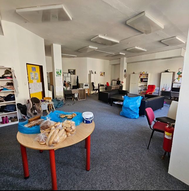 Pronájem obchodního prostoru 128 m² – fotografie 3