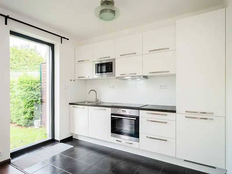Pronájem rodinného domu 110 m², pozemek 196 m², Praha – náhled fotky 2