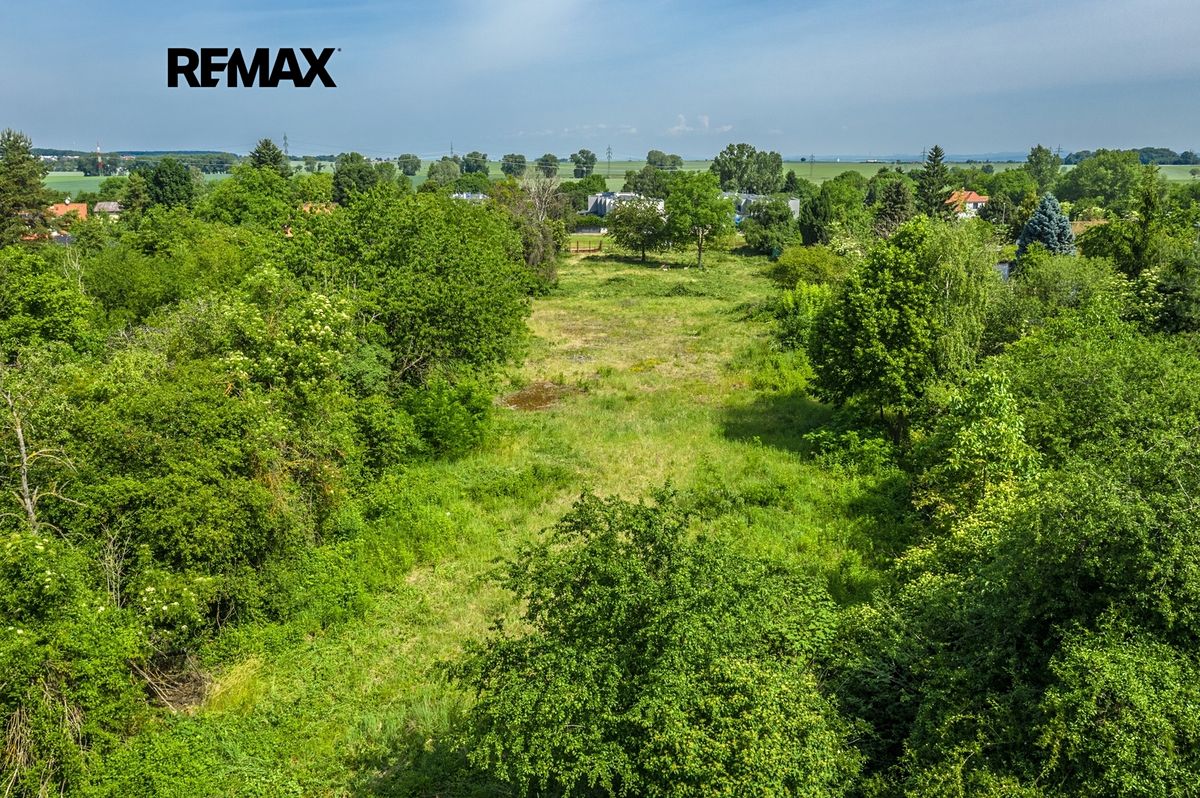 Prodej stavebního pozemku 4940 m² – fotografie 2