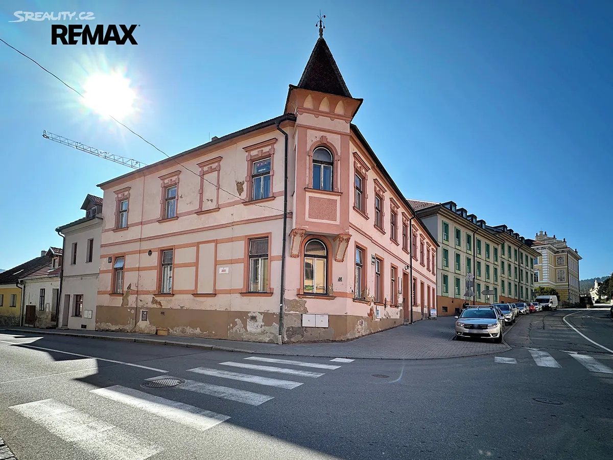 Prodej činžovního domu 835 m², Zlatá stezka