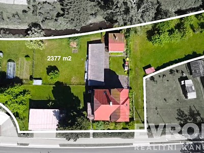 Haus zum Kauf, 230 m² (2 von 25)