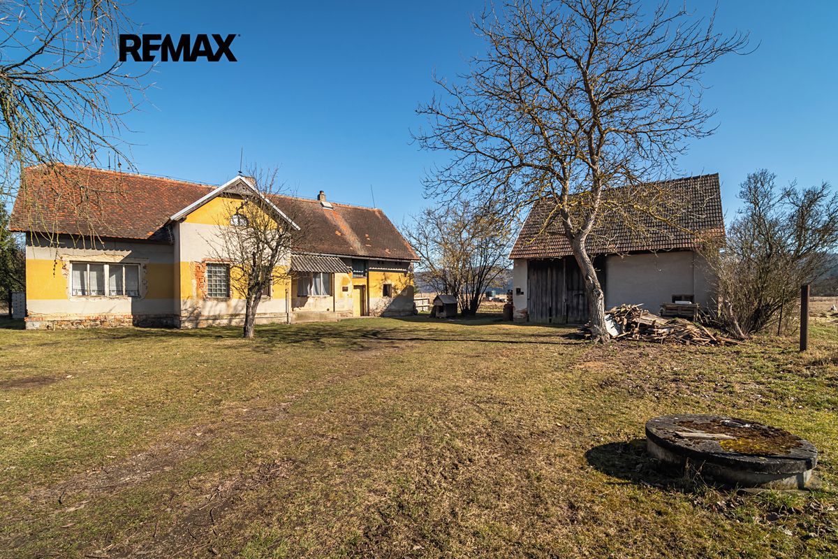 Prodej rodinného domu 150 m², pozemek 909 m² – fotografie 3