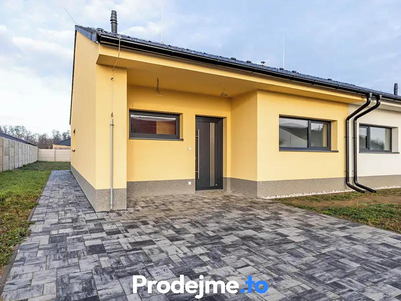 Prodej rodinného domu 73 m², pozemek 410 m², Hevlín – náhled fotky 2