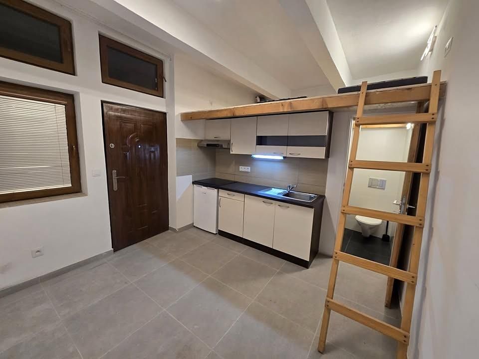 Pronájem bytu 1+kk 21 m²